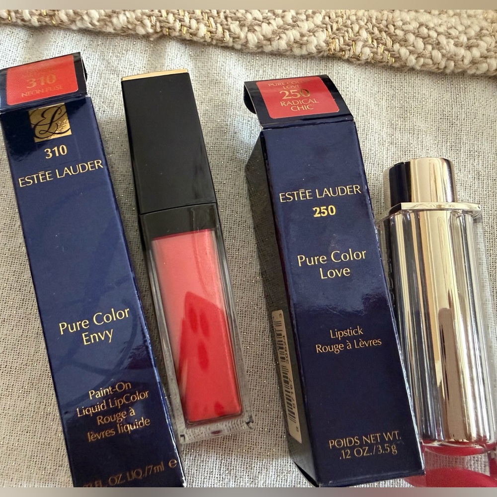 Estée Lauder Pure Color Envy 310 Neon Fuse & Love 250 Radical Chic Lipstick